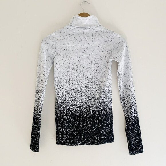 Athleta Flurry Turtleneck Top XS Blizzard Gradient - Picture 4 of 5